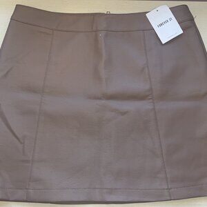 *NEW* Forever 21 Faux leather Skirt